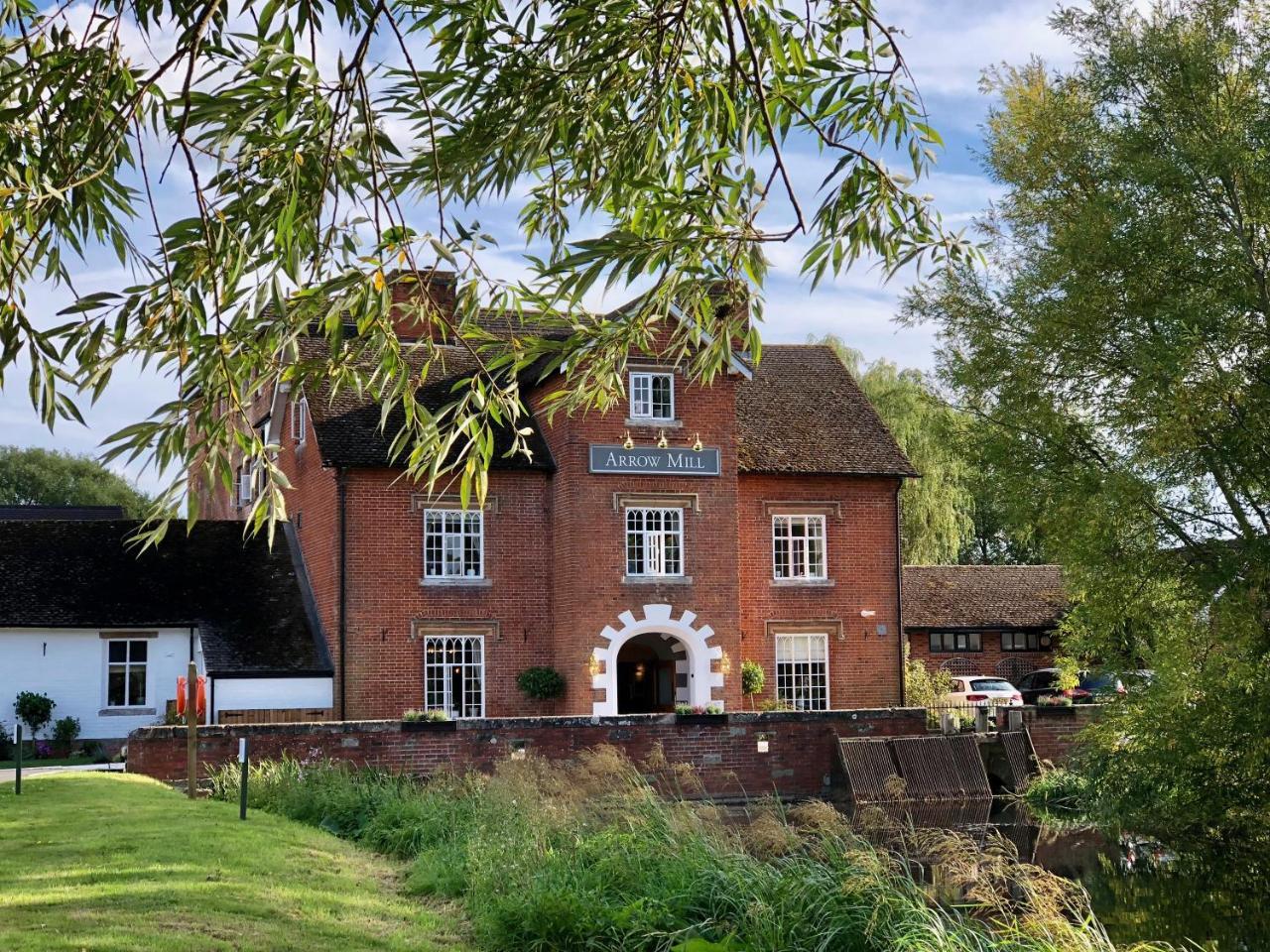 Arrow Mill- Brunning And Price Hotel Олсестър Екстериор снимка